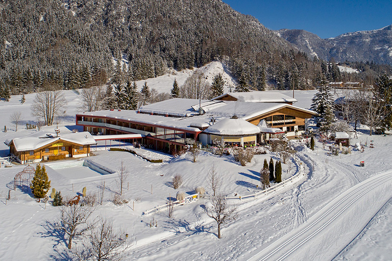 Winterurlaub im Hotel Gut Hanneshof in den Kitzbüheler Alpen - St. Johann