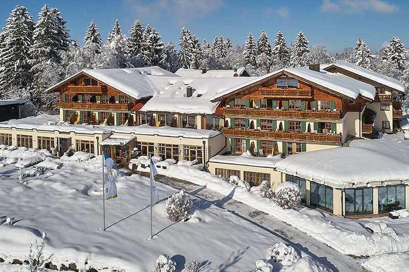 Winterurlaub im 4-Sterne Superior Parkhotel am Soier See in den Ammergauer Alpen