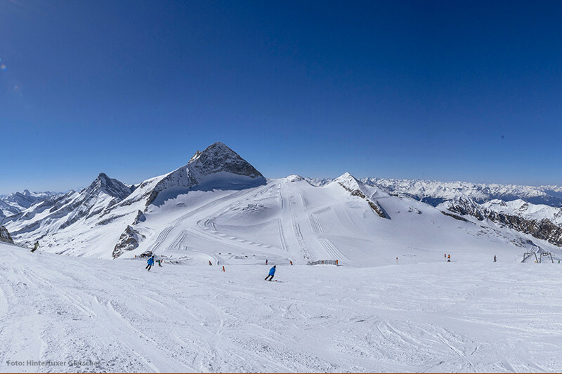 Blick Olperer Gipfel im Skigebiet Hintertuxer Gletscher - Österreich