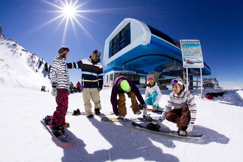 Mondschein-Snowboarden