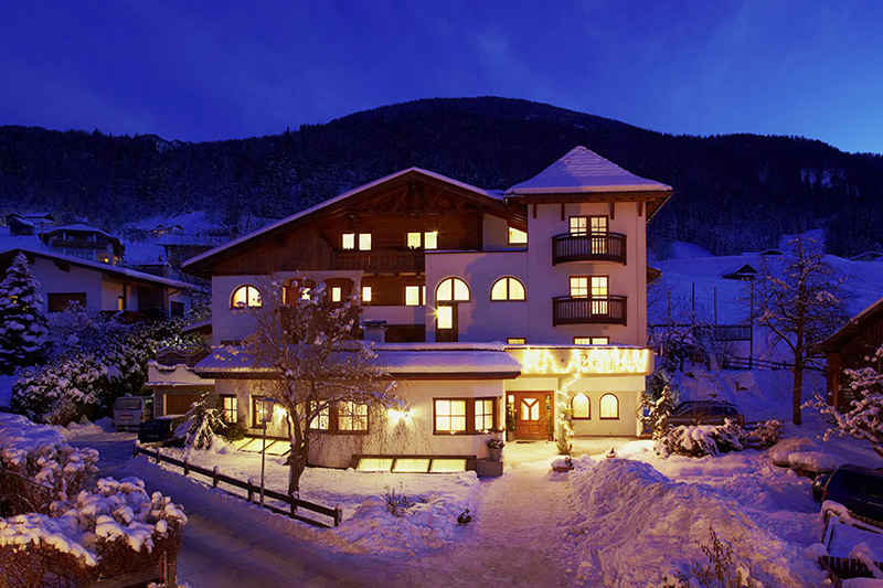 Winterurlaub im Ferienhotel Bergland in der Ferienregion Pitztal in Tirol