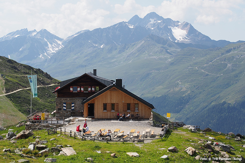 Der Paznauner Höhenweg ist das  Wanderhighlight der Tiroler Alpen