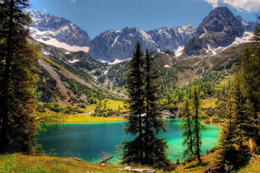 Ein Urlaub in den Tiroler Alpen hält viele sehenswerte Ziele für Naturliebhaber bereit
