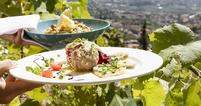 Neben der malerischen Landschaft überzeugt Südtirol mit seinen kulinarischen Highlights