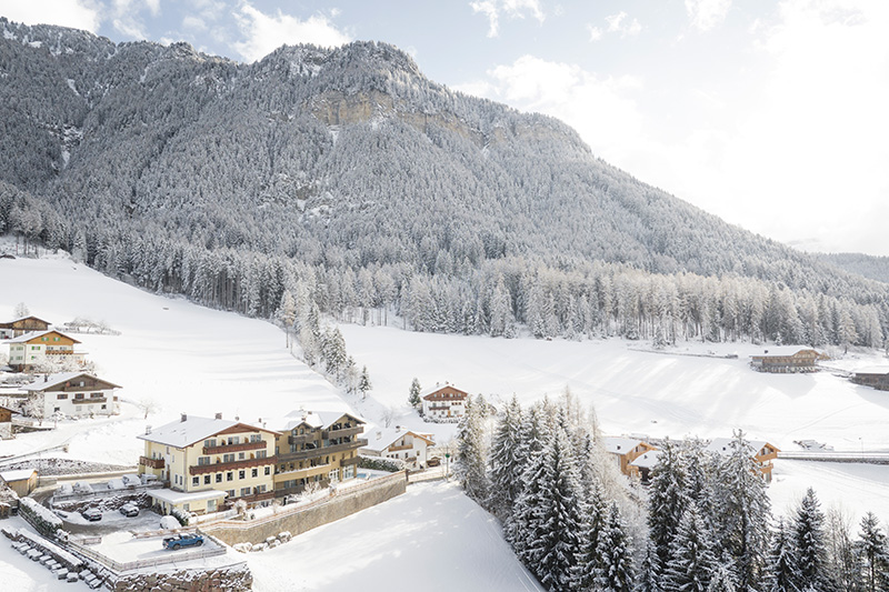 Winterurlaub im Hotel Baumwirt in Kastelruth (Seiser Alm, Dolomiten, Südtirol)