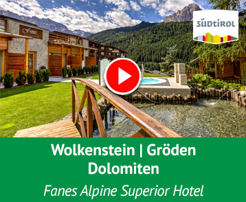 In absoluter Traumlage in Wolkenstein im Grödnertal – dem Inbegriff für Urlaub in den Dolomiten – hat unser Freund Simon Willeit sein Fanes Alpine Superior Hotel.  Das Wohlfühl-Resort unterhalb des imposanten Sellamassivs ist mit seiner exquisite Gourmetküche und der großen Sauna- und Thermallandschaft an Stil und Ambiente nicht zu übertreffen. Mehr Info auf YouTube!